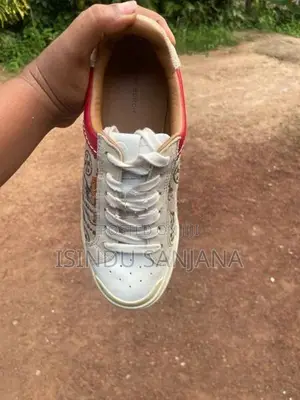 Tory Burch Sneaker