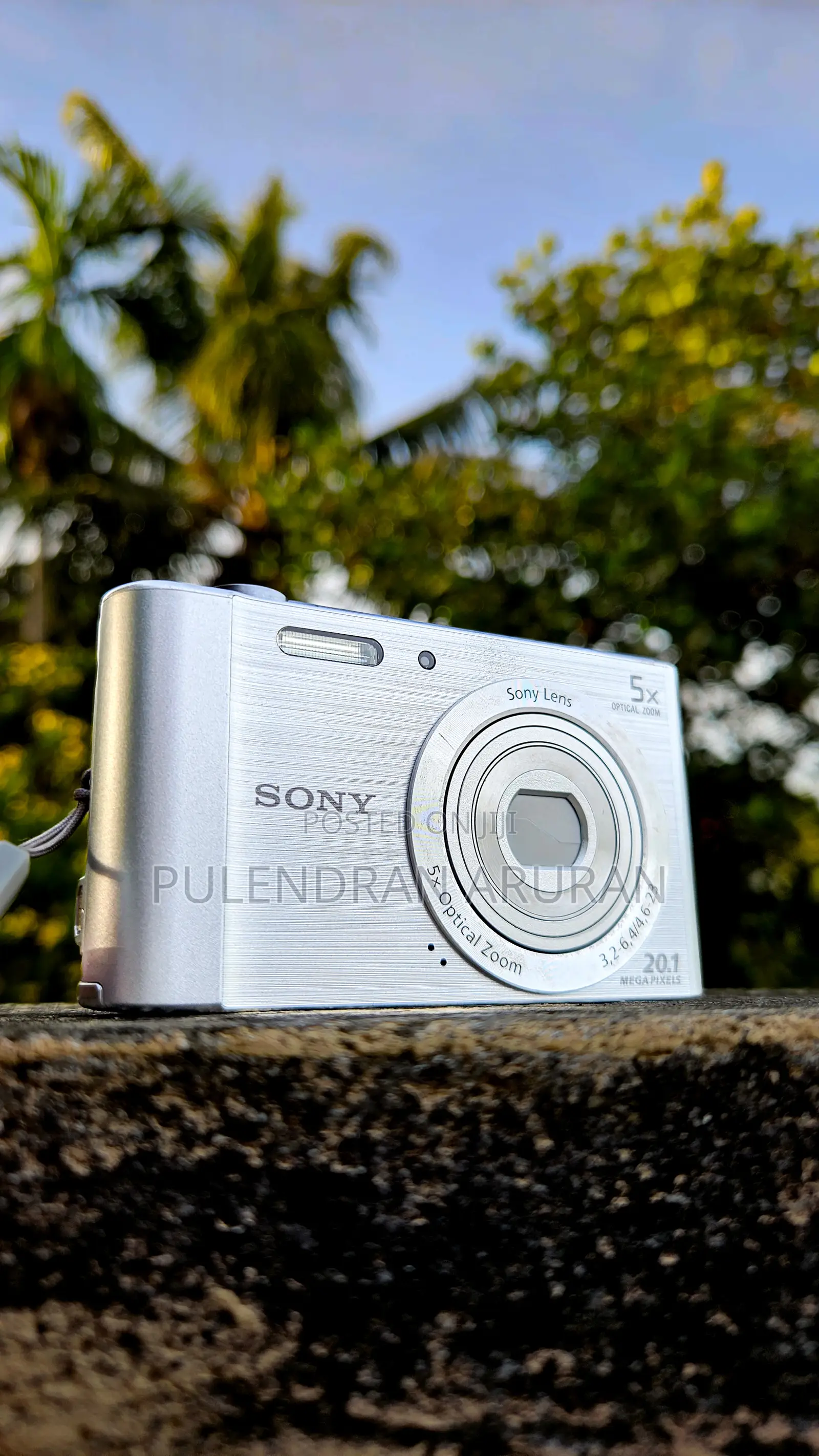 Sony Cyber-Shot DSC-W800 20.1mp | Excellent Condition | Like New