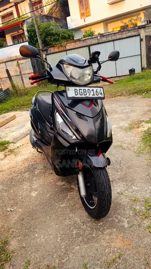 Hero Maestro Edge 2018 Black