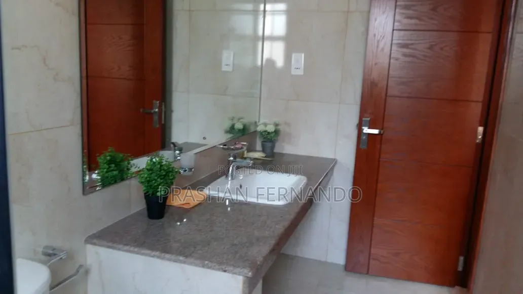 3bdrm Apartment in Blue Ocean, Colombo City for sale