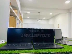 Dell Latitude 5500 i7 8th Gen 8GB RAM 256GB SSD 15.6 Inch Laptop