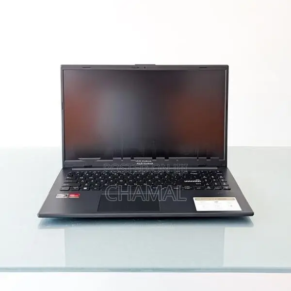 Brand New Asus VivoBook AMD Ryzen 5-7520U|8GB DDR5 Ram|512GB NVMe