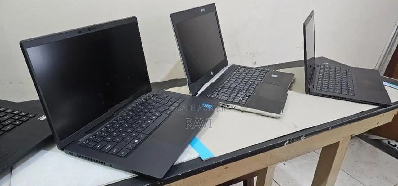 Dell laptop 11th gen 16gb / 512gb Nvme