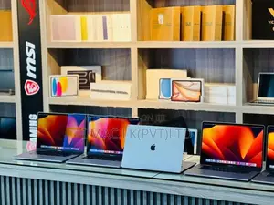 Apple Macbook Pro Intel I7 32GB RAM 512GB SSD 16 Inch