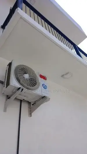 12000BTU TCL Non Inverter (R32 Gas Refrigerant) New AC