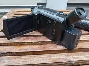 Sony FDR-AX33 4K Camcorder