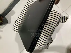 i5 8th Dell Latitude 5300 | 256nvme 8GB