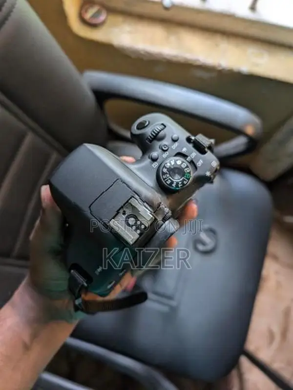 Canon 750D