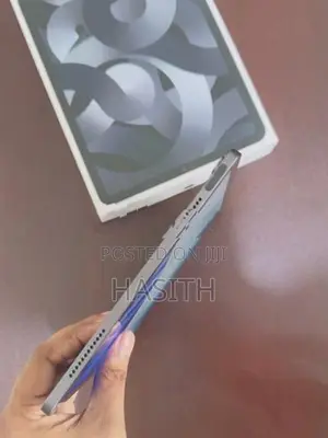 Apple iPad Air (5th Generation) Wifi