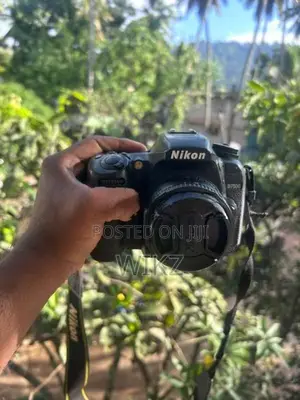 Nikon D7500