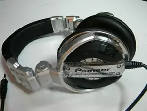 Pioneer DJ Headphone