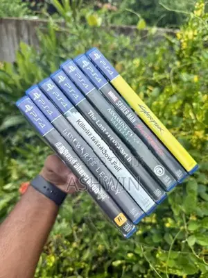 Play Station 4 1TB With Games