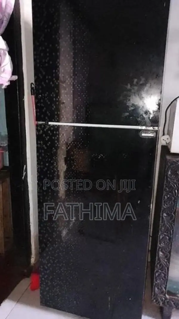 Sisil Refrigerator