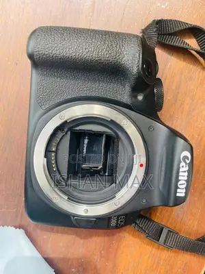 Canon 2000D DSLR