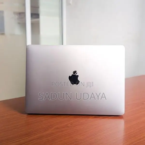 Apple Macbook M2 Pro 8GB 256GB