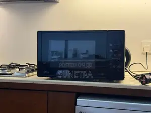 LG 20L Solo Microwave Oven - Black