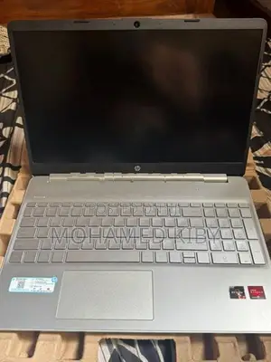 HP 8GB RAM 512GB hard graphics card 2GB