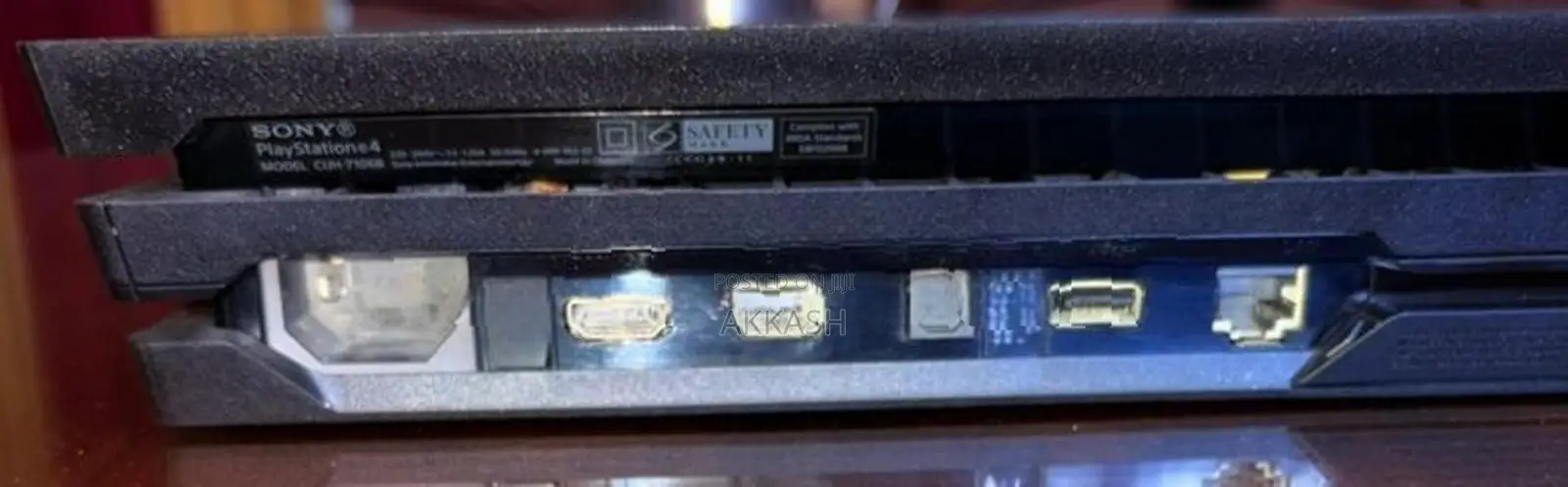 Play Station 4
