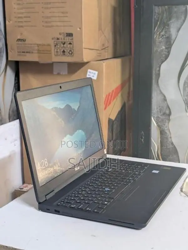 DELL I5 7GEN LAPTOP 8/256GB USED