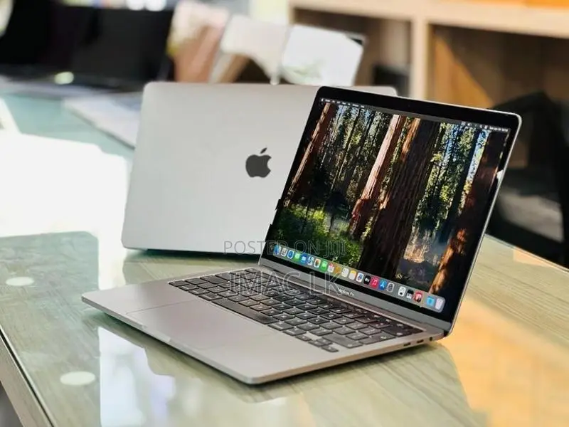 Apple Macbook Pro 2020 -Intel I7 +32GB RAM 1TB Ssd