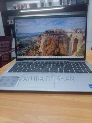 i5 11th Gen 8GB Ram 512GB Nvme