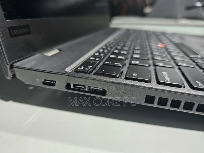 Lenovo ThinkPad T580 Core i5 8th Gen 8GB DDR4 RAM 256GB NVMe 15.6"