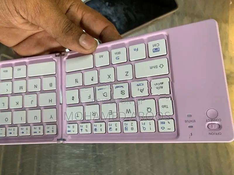 Bluetooth Connecting Keyboard