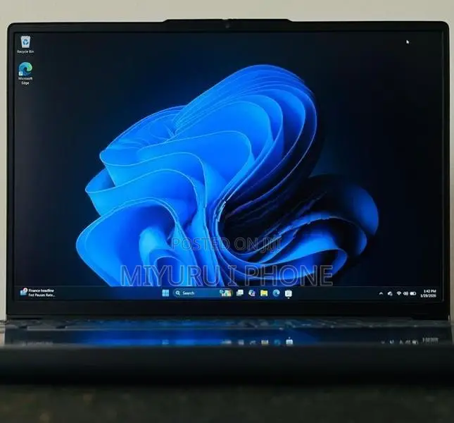 Lenovo IdeaPad Slim 3 15IRh10