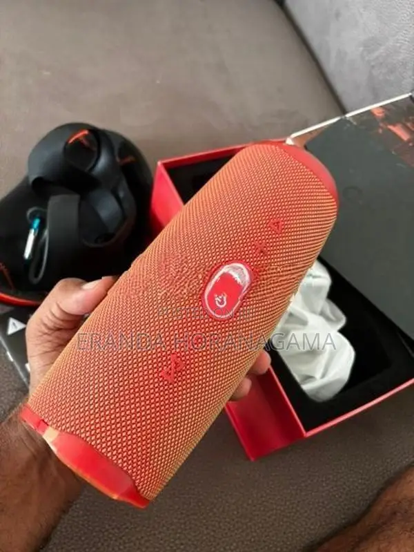 JBL Charge 4 Speaker with all Accessories