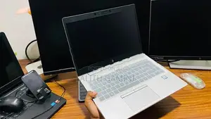 HP ELITE BOOK 840 G5