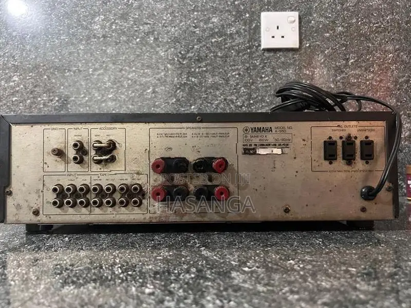 Yamaha A-550 Natural Sound Stereo Amplifier