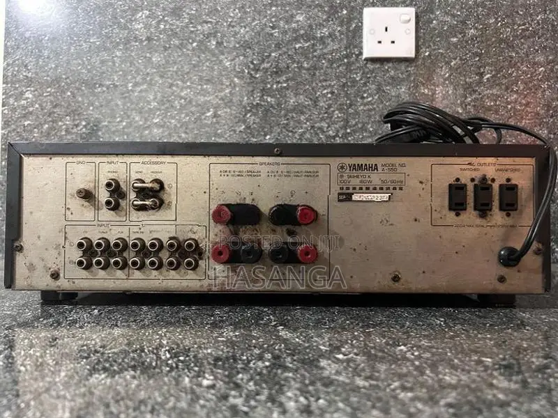 Yamaha A-550 Natural Sound Stereo Amplifier
