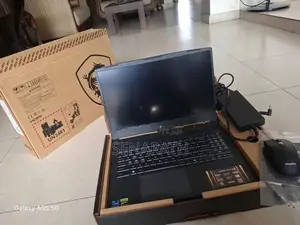 MSI Intel Core I7 16GB RAM 512GB SSD
