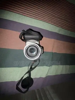 OLYMPUS SP 800uz