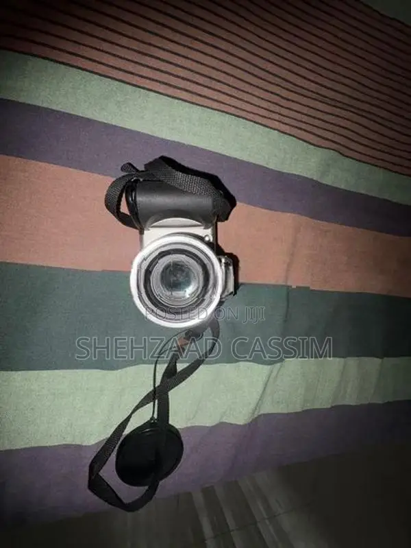 OLYMPUS SP 800uz