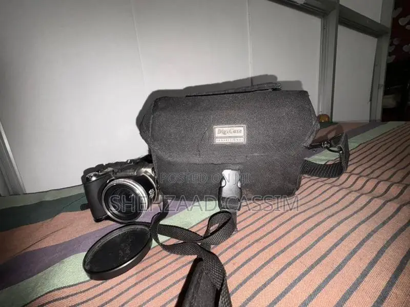 OLYMPUS SP 800uz