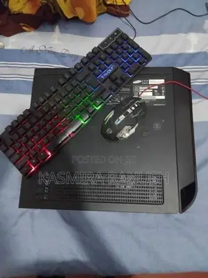 Desktop Pc with Gaming Mouse