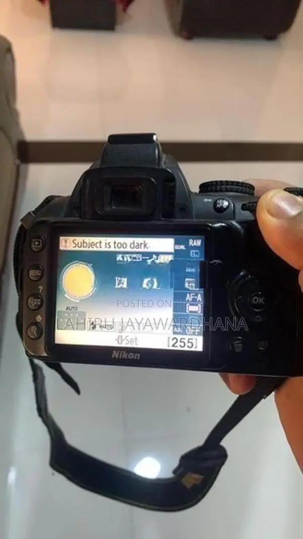 Nikon d3000 DSLR Camera