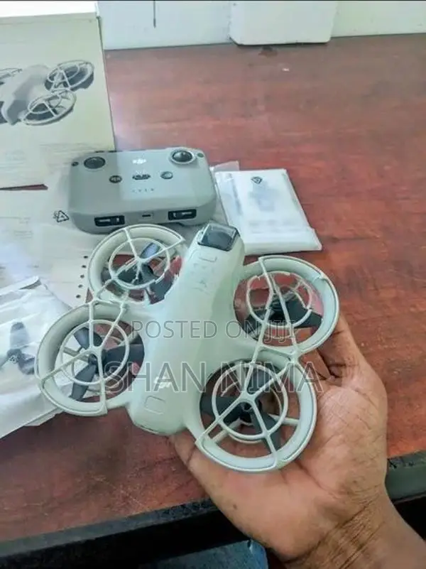 DJI Neo fly combo