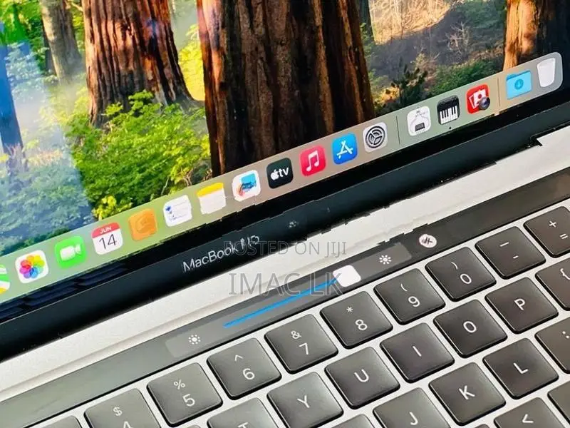 Apple Macbook Pro 2020 Intel I5 +16GB RAM -512GB SSD