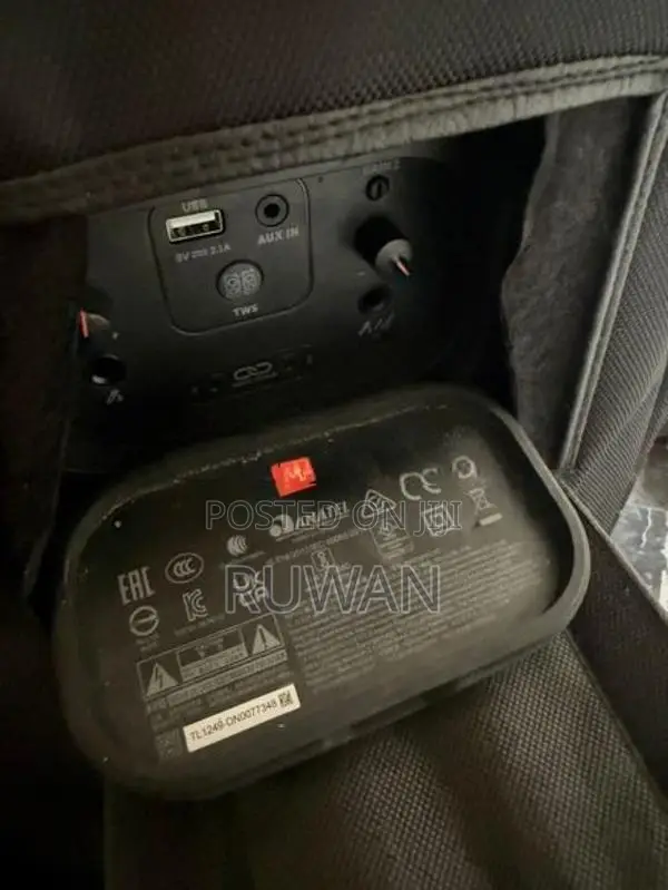 JBL 710 Speaker