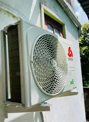 12000BTU CHIGO Non Inverter Brand New AC