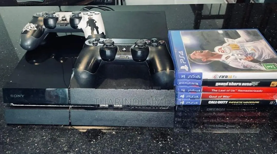 PlayStation 4 Slim