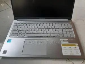 Asus VivoBook X1504VA | 13th Gen Intel Core i3-1315U 8GB RAM