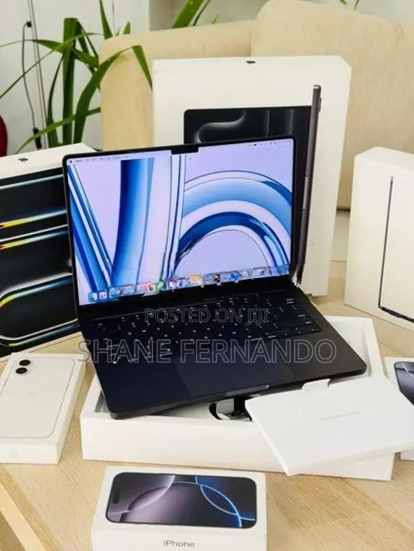Apple MacBook Pro M4 16GB/512GB 2024