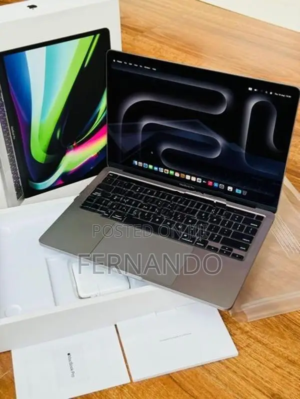 Apple MacBook Pro M2 13"Inch 8GB/256GB