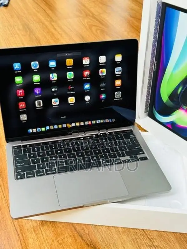 Apple MacBook Pro M2 13"Inch 8GB/256GB