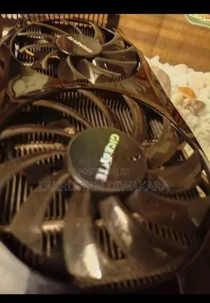 GTX560 1GB VGA