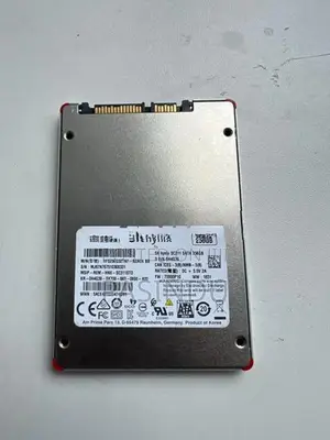 256GB SSD