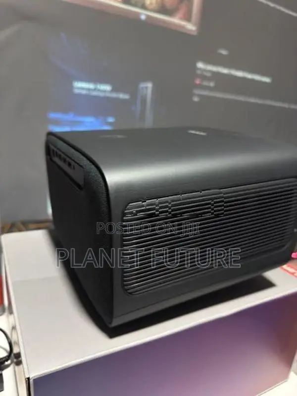 Lenovo X3 Smart Projector 1700ANSI Lumens Brightness